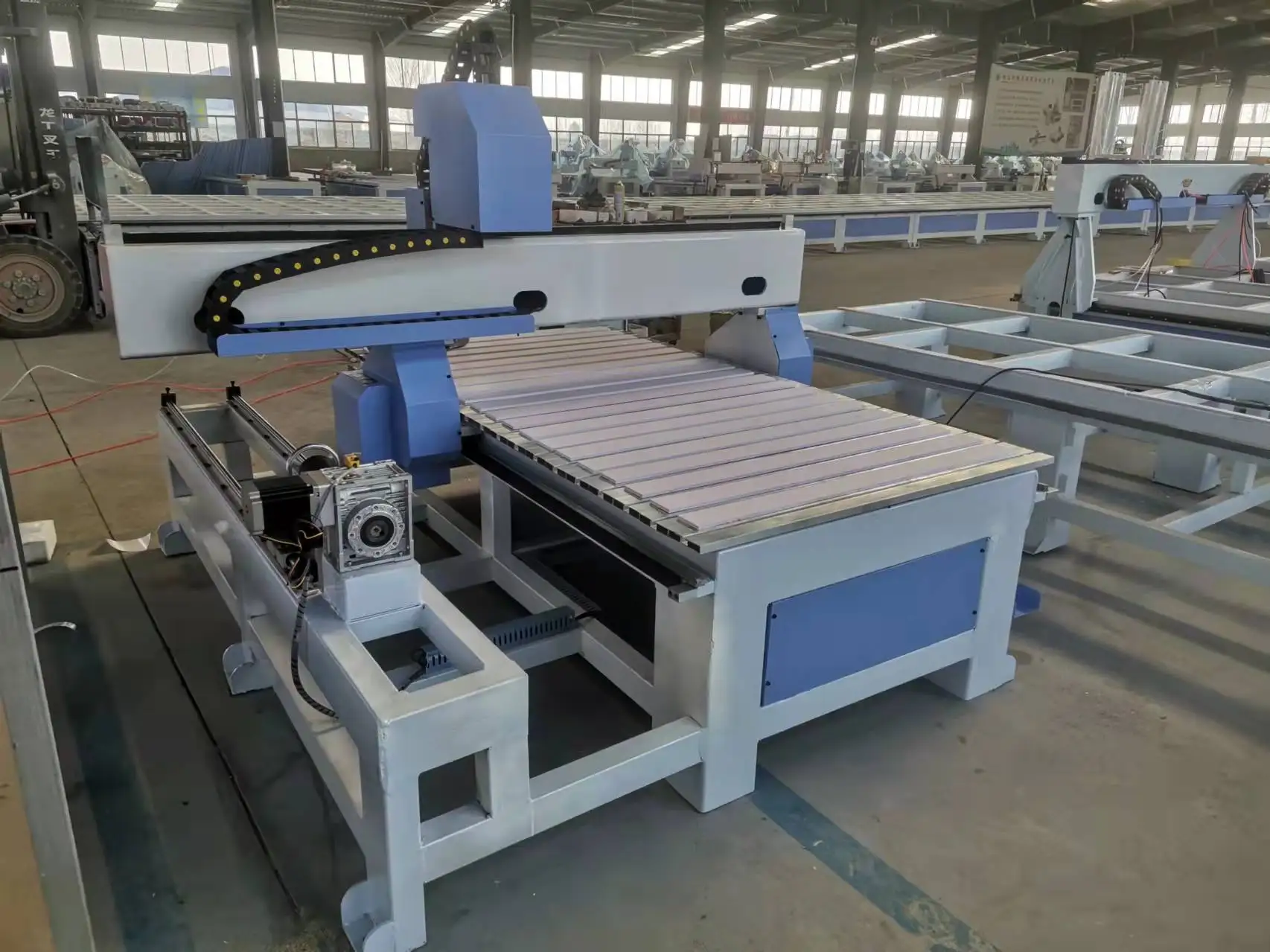 SongLi 1325 CNC router 4 axis cnc wood engraving machine for furniture