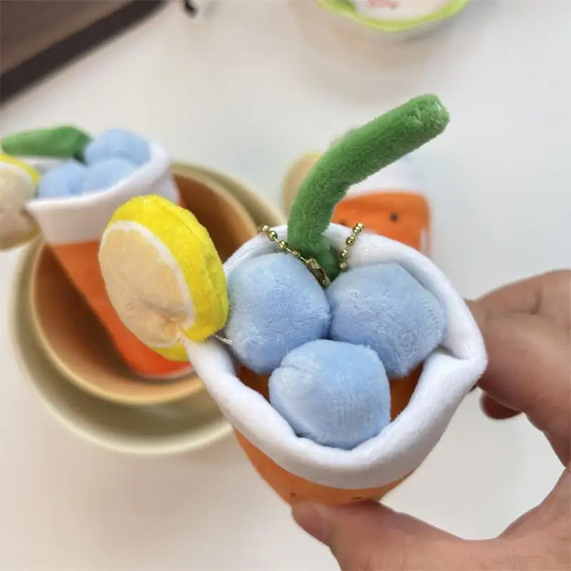 1/2PCS Nette Kreative Orange Blaubeere Kalten Getränk Plüsch Puppe Stofftier Schlüsselbund Rucksack Anhänger Tasche Hängen ornament Ragdoll Geschenk
