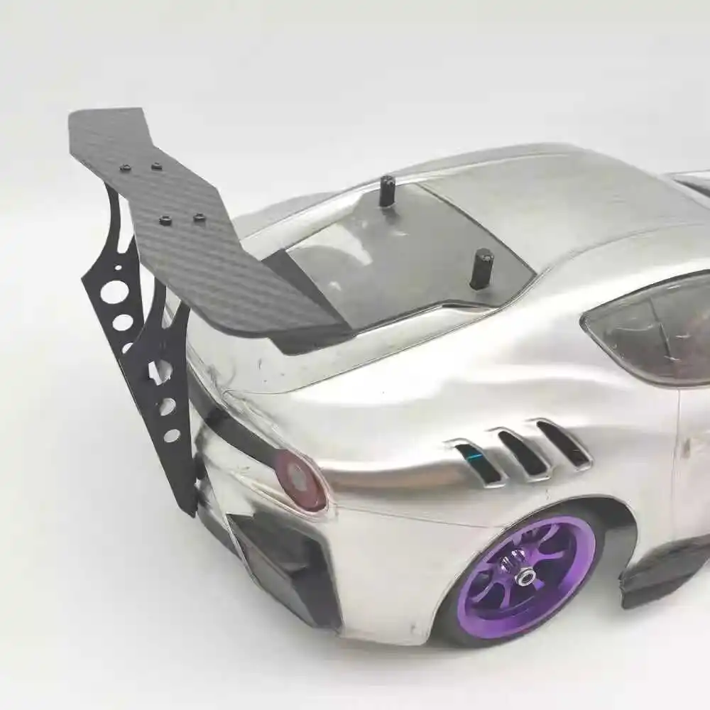 1/10 スケール カーボンファイバー リアウイング - オンロード、ラリー、ツーリングカー、ドリフトにユニバーサル。TT02、XV01、HSP94123、PTG2 と互換性があります。