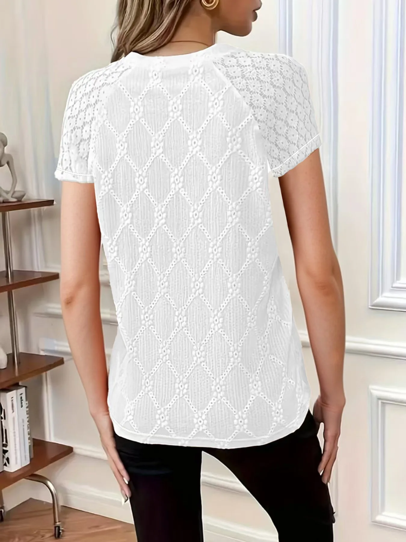 Women's Fashion Color Block T-Shirt Solid Color Lace Sleeve Top for Casual Wear