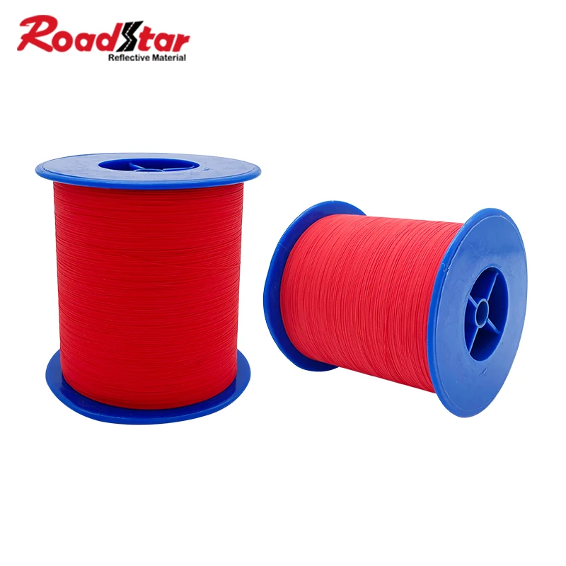 Roadstar 0.5mmX4000m Vermelho Double-Side Reflective Yarn Thread Linhas Reflexivas Para Tricô Roupas Sacos Acessórios De Costura