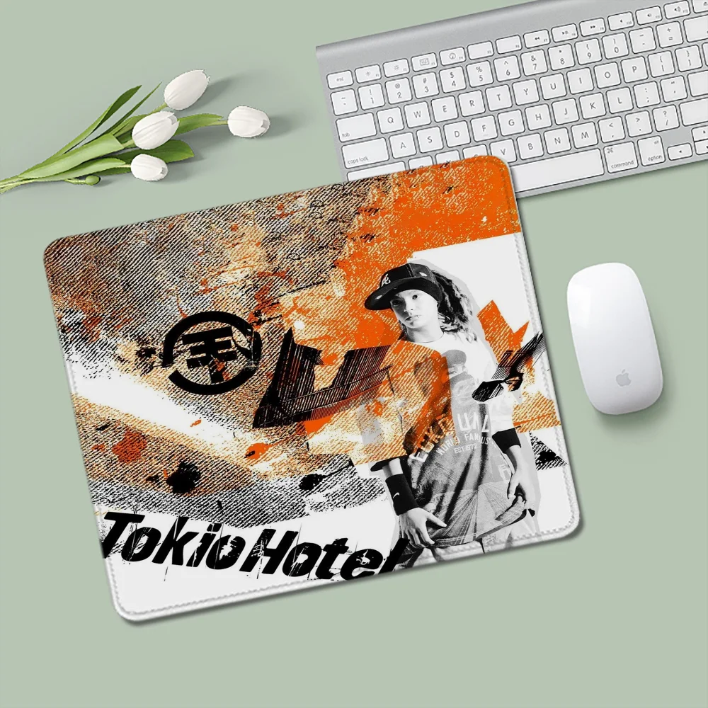 Mause Pad for Computer Mouse Tom Kaulitz Offices Accessories Office Rug Desk Mat Gaming Mats Mousepad Anime Gamer Gadgets Cute
