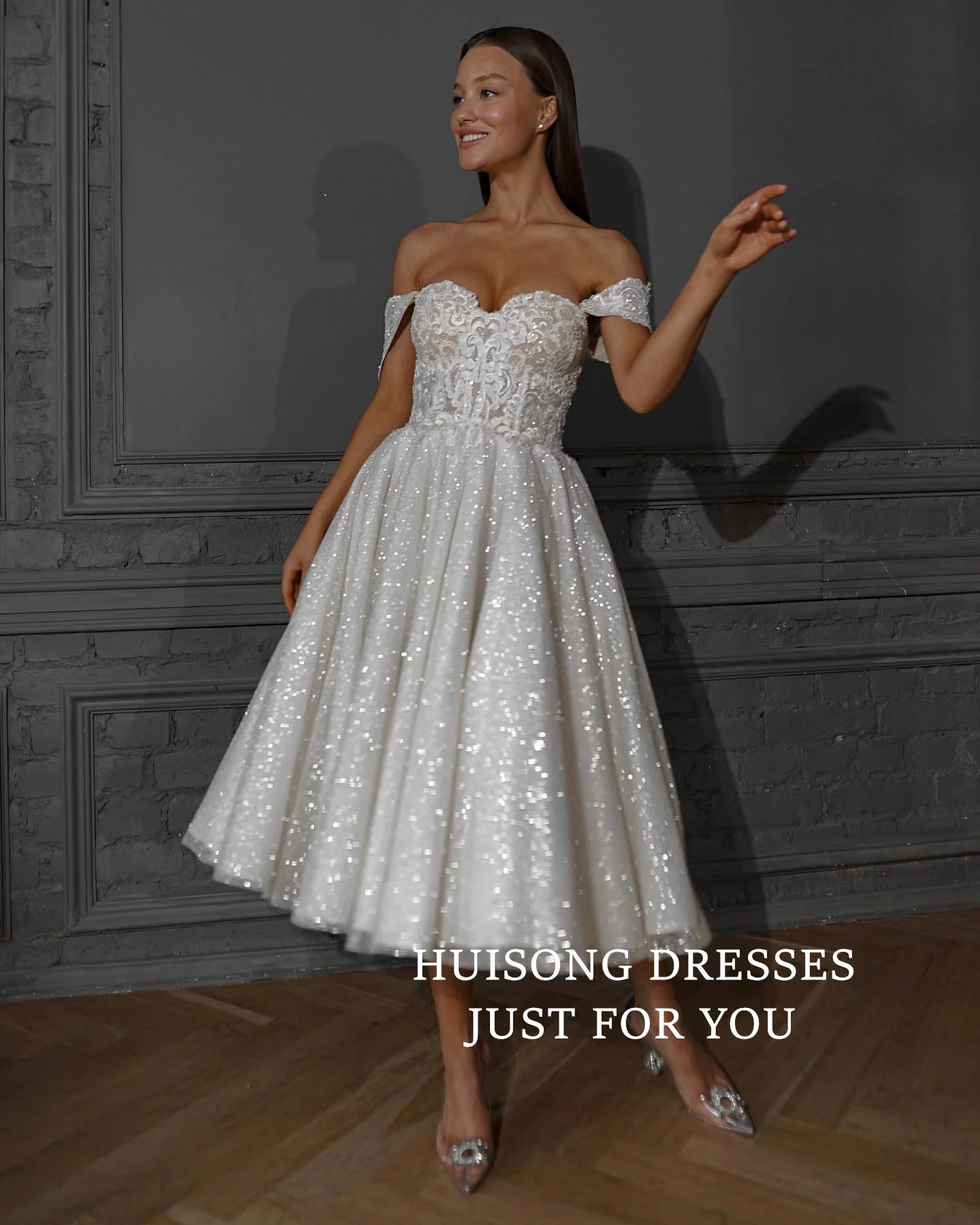 

Свадебное платье HUISONG на заказ, миди, с вырезом «сердечко», без рукавов, А-силуэт, длиной до колена, пляжное, для невесты