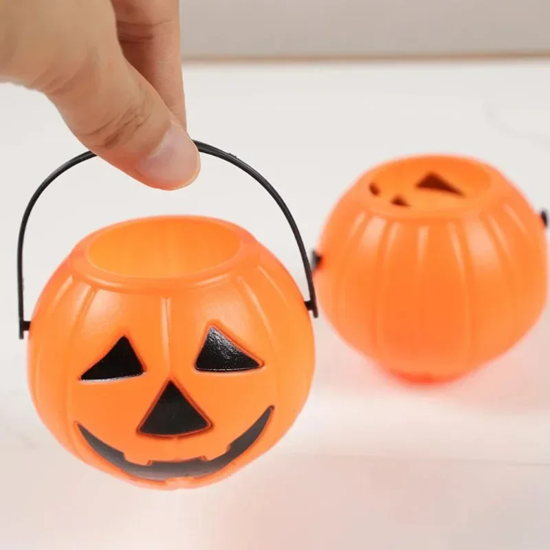 6Pcs Mini Halloween Candy Buckets Trick or Treat Bucket Witch Cauldrons Pots Pumpkin Pails with Handle for Party Favors Supplies