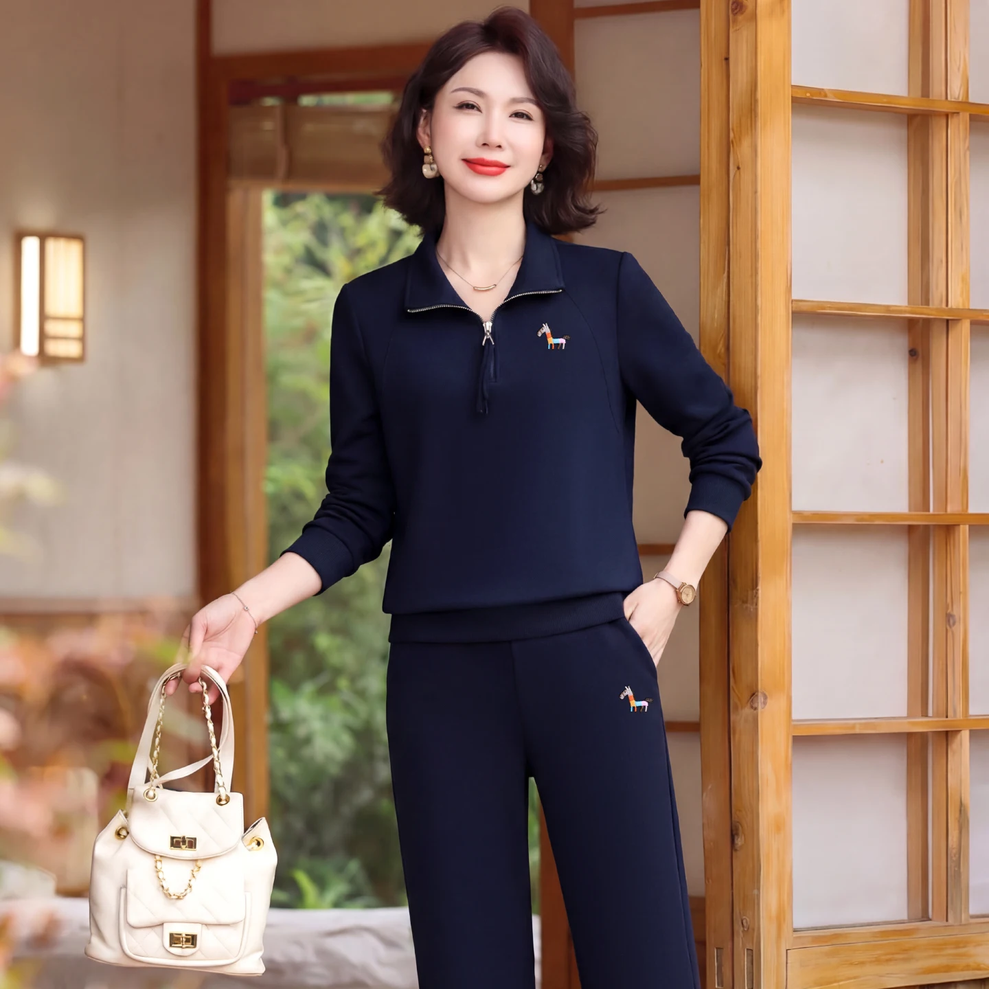 

Faionable Mom Spring Casual Sportswear Set Midlife Women's Sweatirt Midaged Spring Autumn Long Sve Top Two-piece Set