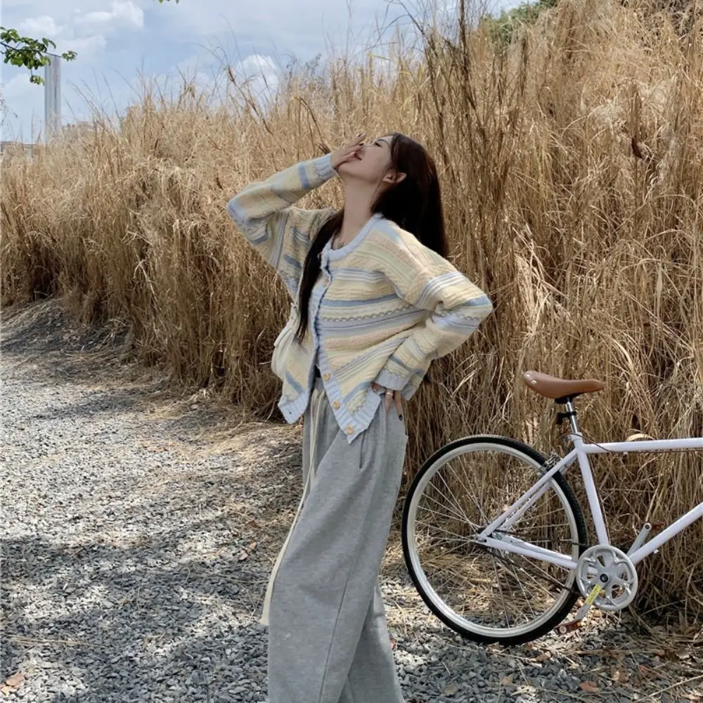 春長袖ストライプクロシェセータールーズ韓国風スイートニットウェア秋春レディーストップカーディガン女性Y2Kストリートウェア