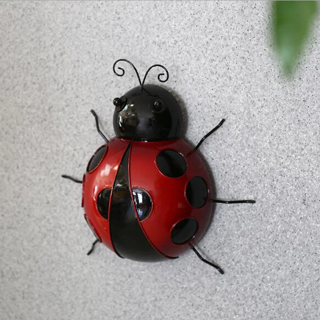 Ladybug Wall Decoration Rustproof Iron Garden Fence Decor Animal Ornament for Exterior Backyard and Yard