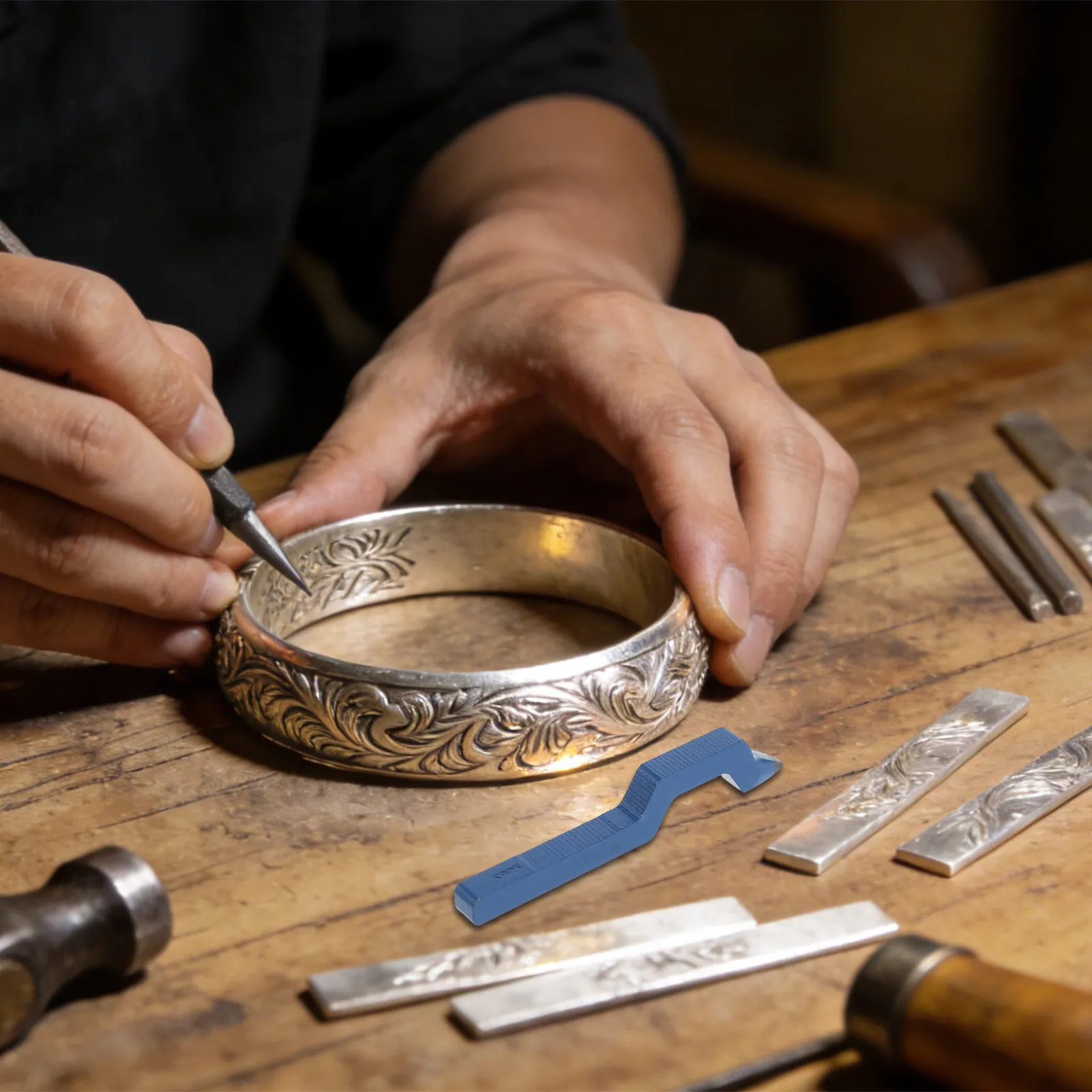 

Metal Stamping Tools Curved Jewelry Punch Stamp Steel Marking Tool for Rings Bracelet Jewelry Making Working Stamps