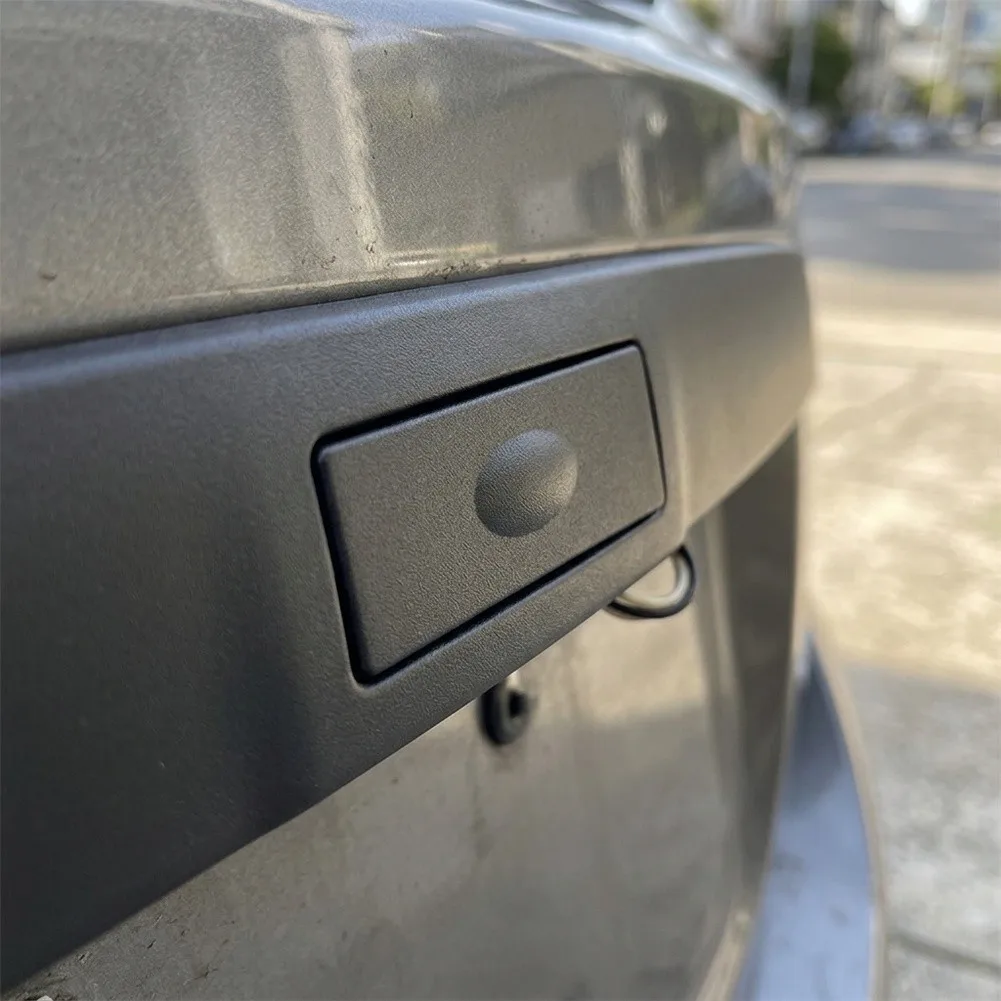 81260-0Q500 Rear Tailgate Trunk Lid Release Switch Button For Hyundai Elantra 2017 2018 2019 2020 Creta 2015 2016 2017 2018