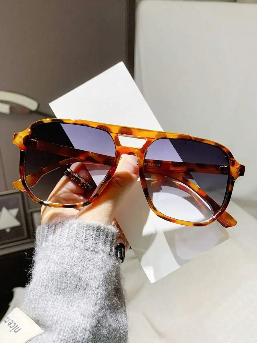 1 Pair Tortoiseshell Square Double Bridge Aviator Style Fashion Glasses , Suitable For Vacation, Boho Beach, Women's Beach Accessories, Basic Glasses, Autumn/Winter Outfits, Business Casual Attire, Gifts. The Leopard Print Pattern Is More Suitable For Sum