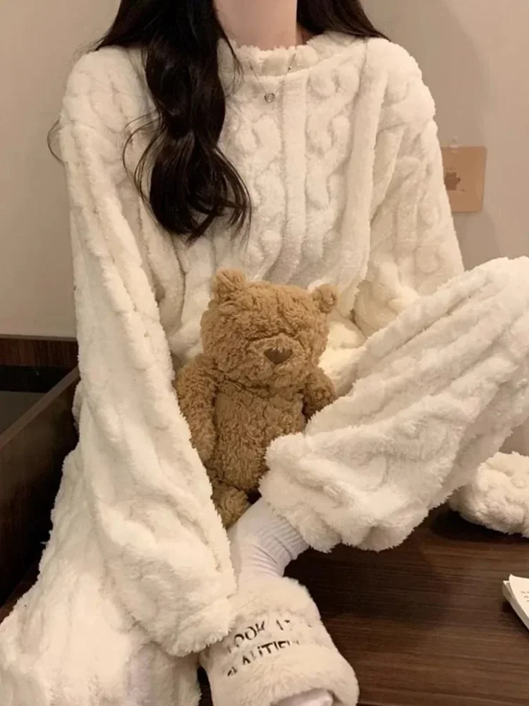 2024 솔리드 컬러 산호 양털 오-넥 여성 잠옷 세트 긴 소매 플러시 2 조각 세트 패션 편안한 늑골이있는 아늑한 잠옷