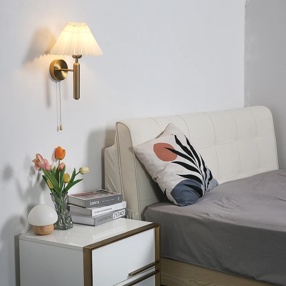 

Современный настенный светильник, белый плиссированный настенный светильник-зонтик, светильники для спальни, гостиная, балкон, ванная комната, интерьерное зеркало, светильник