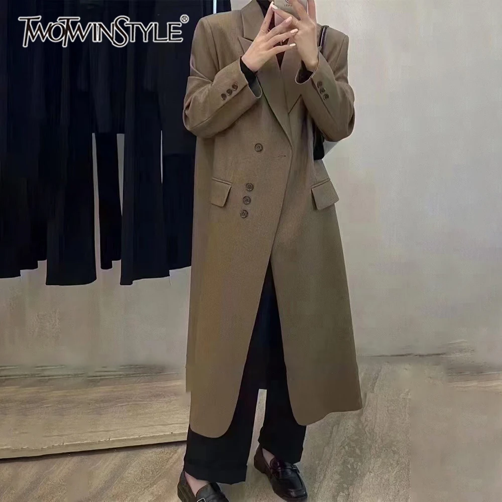 

TWOTWINSTYLE однотонный Тренч на пуговицах женский свободный уличный плащ с лацканами и длинными рукавами женские Тренчи осенняя модная новая одежда