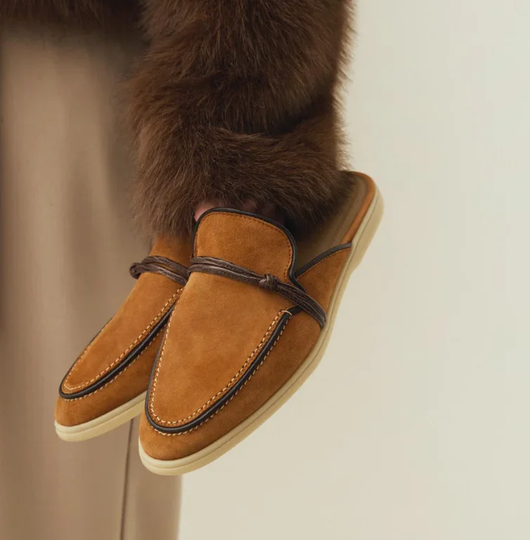 Loafers for Men Designer Luxury Middle East Tassel Suede Leather 2025 Slip On Slippers Flat Work Walking High Quality Shoes