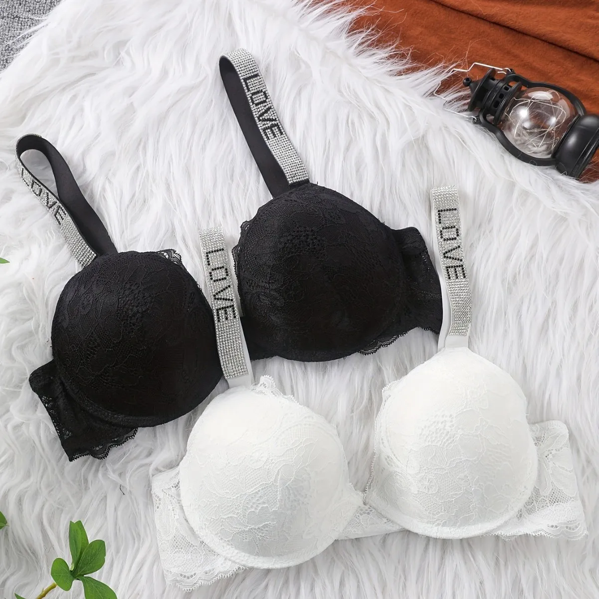 

Sparkling Rhinestone Letter Pattern Bras Intimates Lingerie Black White Underwire Adjustable Push-Up Bra Women's Brassiere