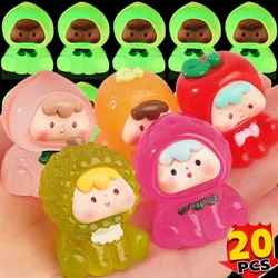 20/1PCS Mini Luminous Statue Fruit Cubs Ornaments Resin Fruits Strawberry Orange Peach Micro Landscape Car Desktop Decoration