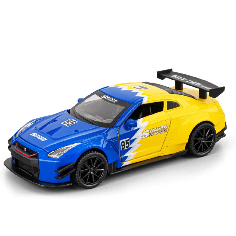 1:32 GTR R35 سيارة رياضية سبيكة محاكاة نموذج Diecasts لعبة معدنية نموذج سيارة جمع هدية