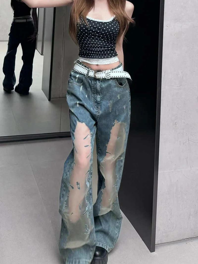 

Ретро-джинсы в американском стиле с эффектом потертости и градиентом, женские, в расслабленном стиле, дизайн для ранней весны, с вырезами, фактурные, слегка расклешенные брюки