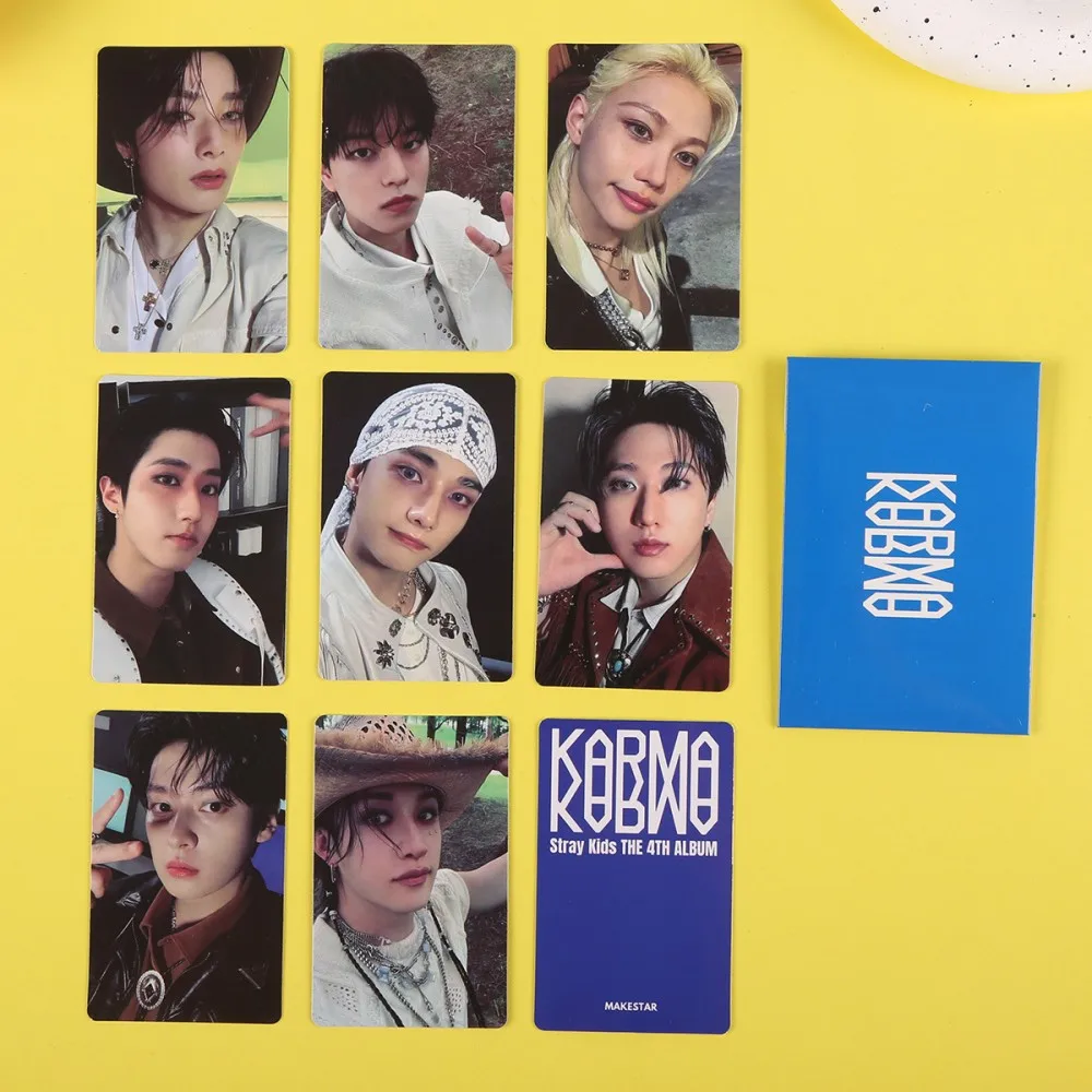 Stray Kids KOBMO フォトカード 2枚セット Straykids New 8PCS Small Card SKZOO KPOP Felix Hyunjin Bang Chan