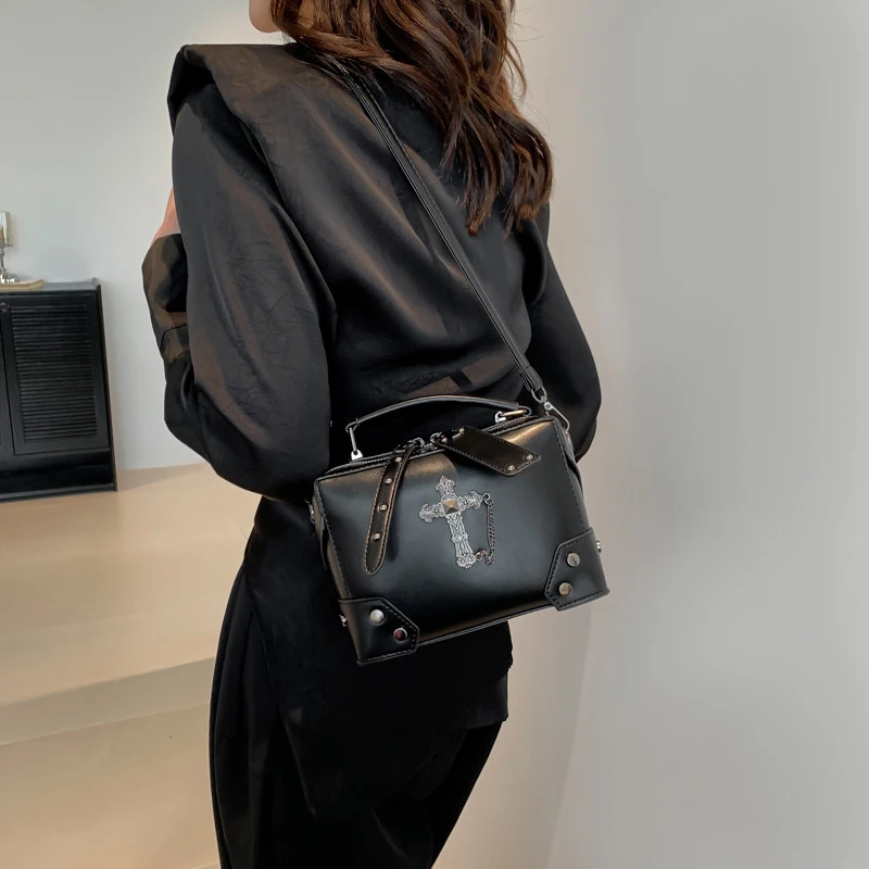 Thumbnail 2 - #17 Trending Square Crossbody Bags Right Now