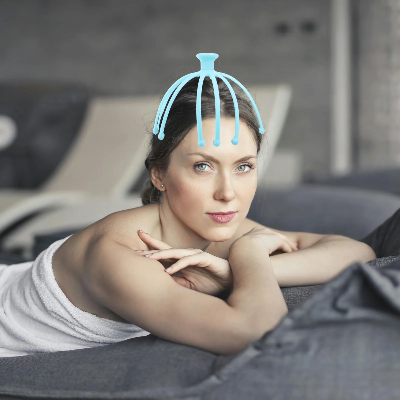 

Portable Head Claw Massager Scalp Massage Tool Handheld Steel Ball Acupoints Relief For Neck Shoulder Legs Arms Feet