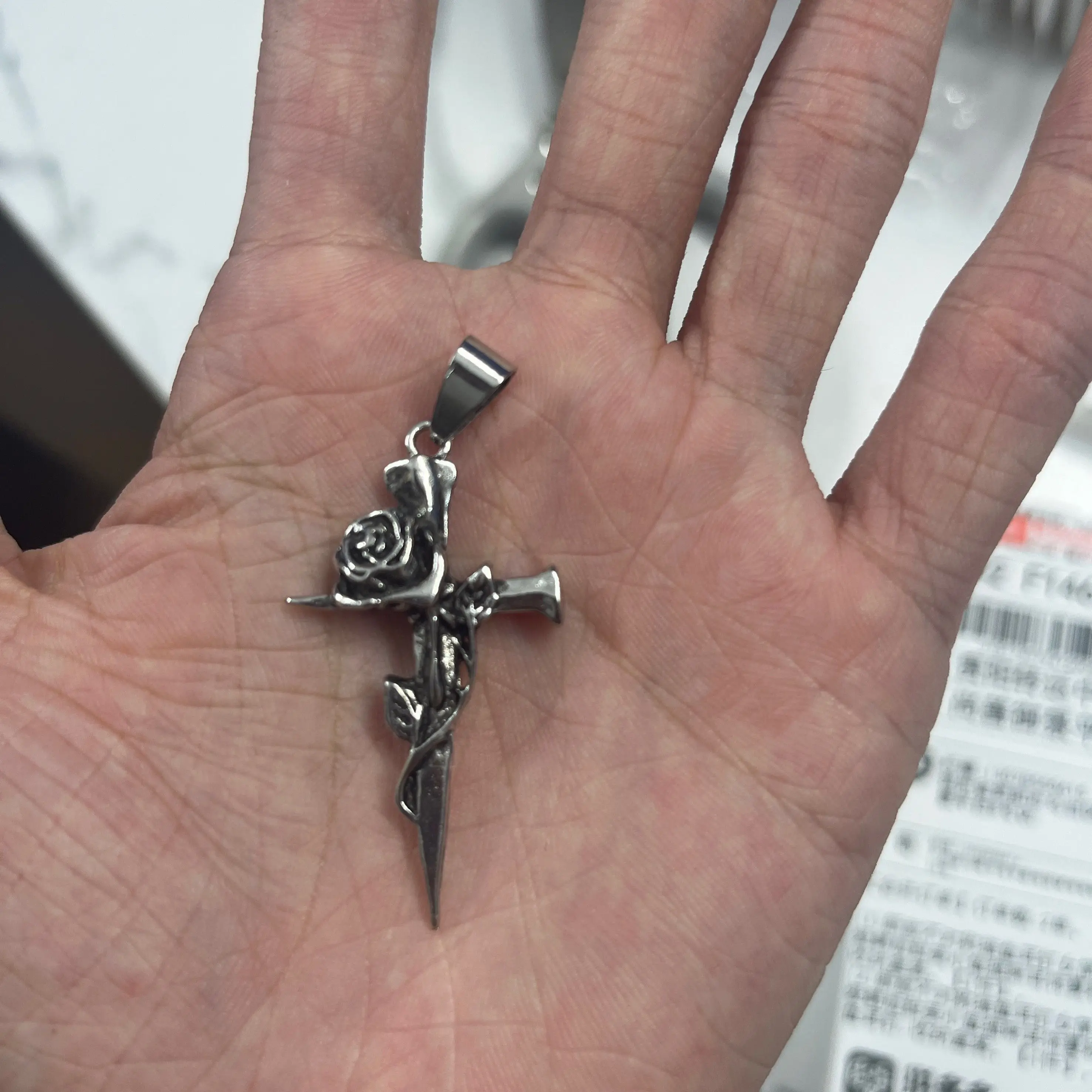 Outdoor Portable EDC Hip-hop Retro Rose Cross Stainless Steel Necklace Pendant Tool