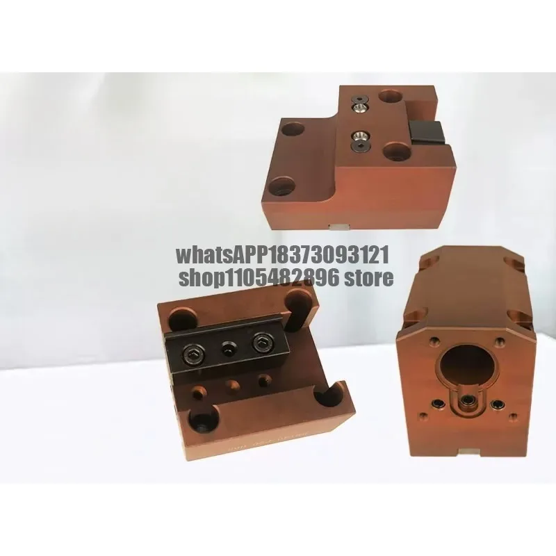 Numerical control lathe tool holder, turning and milling compound inner diameter outer circular end face