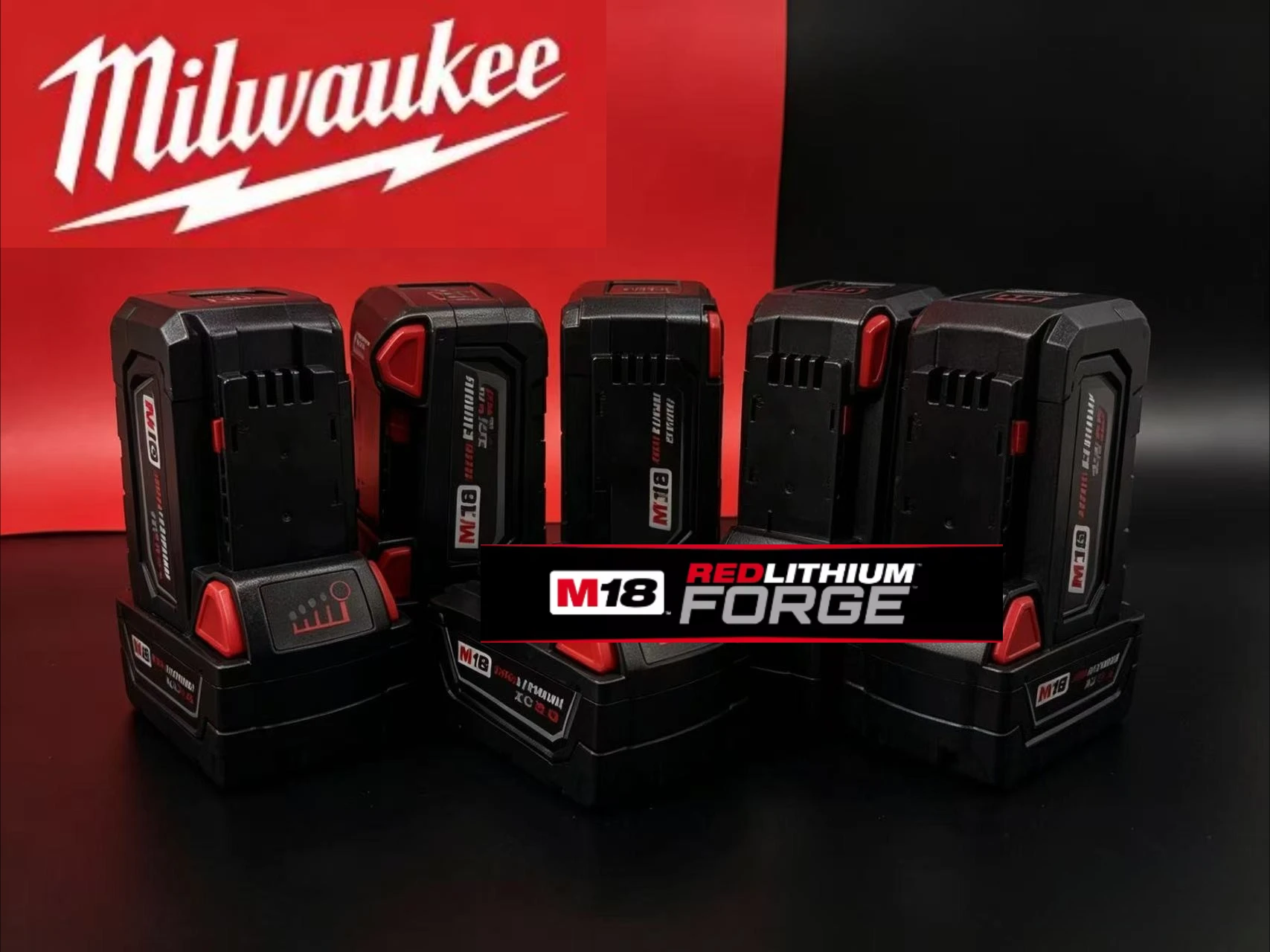 

Аккумулятор Milwaukee M18 18V с быстрой зарядкой обеспечивает максимальную производительность для шлифовальных машин, гаечных ключей и дрелей в течение всего рабочего дня.