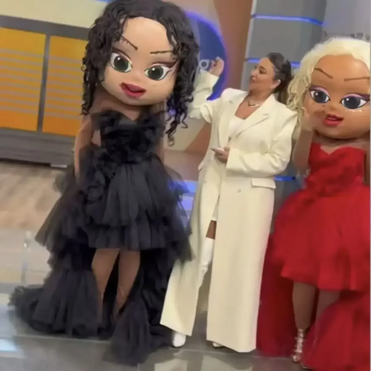 Animator Cartoon Maskottchen Kostüm Cosplay Performance Plüschpuppe Großkopf Schöne Frauen Anzug Weihnachten Fancy Party