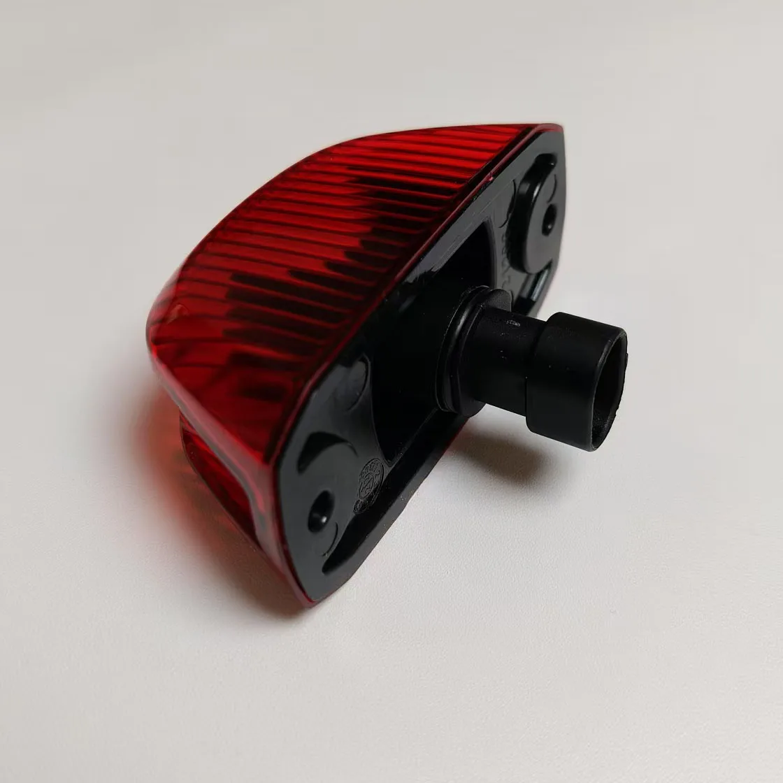 Fit for 2014-2019 Ram ProMaster 2500 1500 3500 Rear Roof Red Marker Light  68169776AD