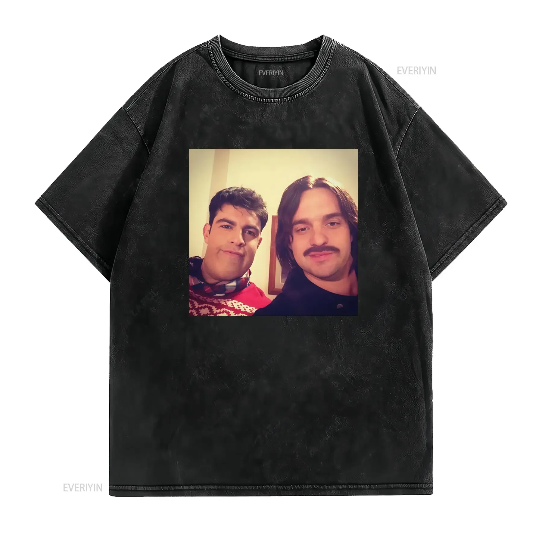 Nuova T shirt di New Girl con Schmidt e Nick meme divertente per compleanno anniversario Natale vintage Washed Unisex homme