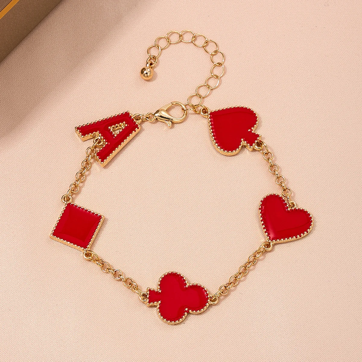 1 Pc Fashion Creative Poker Red Four Suits lettera A bracciale Color oro donna Party Prom regali quotidiani gioielli