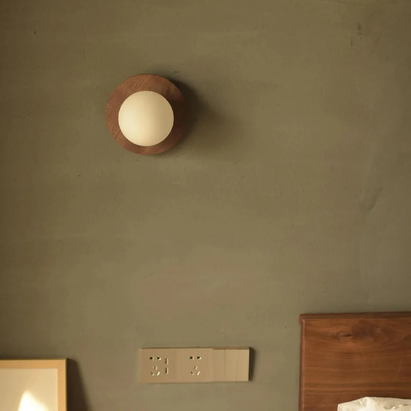 Imagem -05 - Wabi-sabi Wall Sconce Lights Walnut Wood Moon Glass Brass Simples Luzes Modernas para Quarto Cabeceira Sala de Jantar Corredor