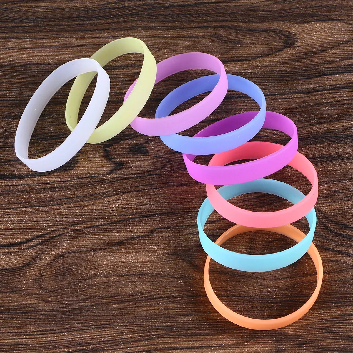 

24PCS Luminous Wristbands Silicone Colorful Bracelets Custom Bands Party Favors for Sports School Carnival(Mixed Colors