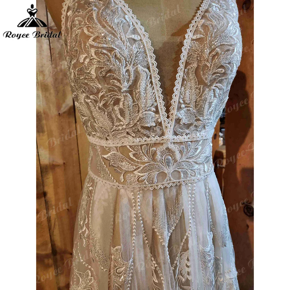 Vestido de novia Vintage con escote en V profundo, encaje hasta el suelo, tirantes finos, espalda descubierta, vestido de novia personalizado Roycebridal 2023