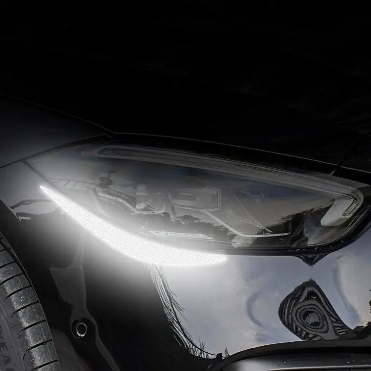 2 قطعة ملصقات المصباح الأمامي للسيارة العاكسة ملصقات شخصية إبداعية لافتة للنظر لتزيين غطاء السيارة العالمي