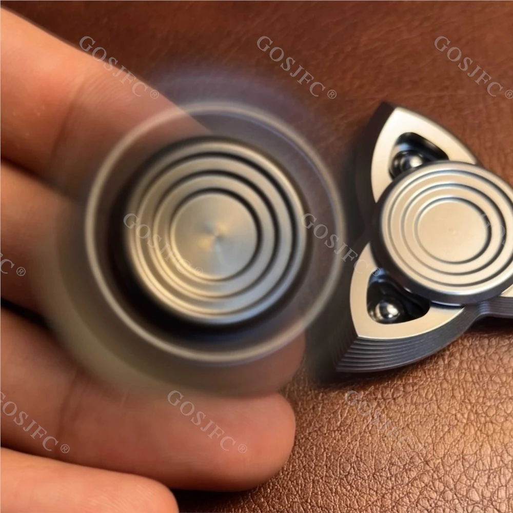 Mini Fidget Spinner in acciaio inossidabile a tre foglie Bauhinia Flower Light Shadow con palline in acciaio al tungsteno Giocattolo antistress