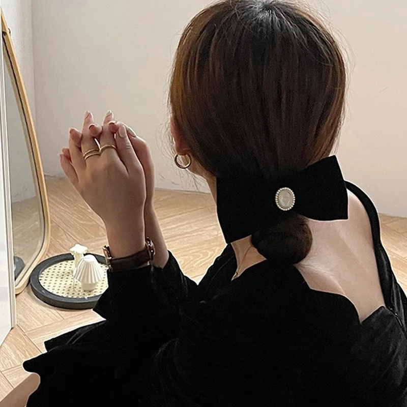 1pc Korean Pearl Bow Spring Hair Clip Back of Head Ponytail Holder Elegant Daily 2026 New Fashion Hair Accessory