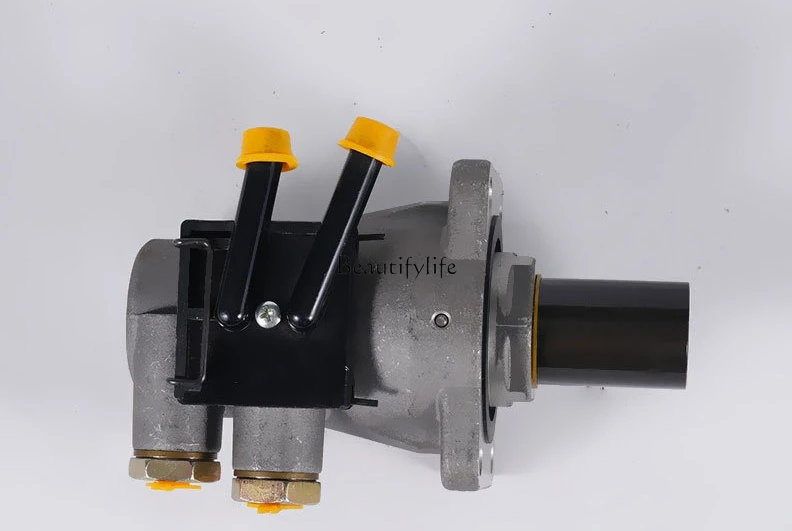 Brake master cylinder M101 brake master pump for 1105935500013 brake pump