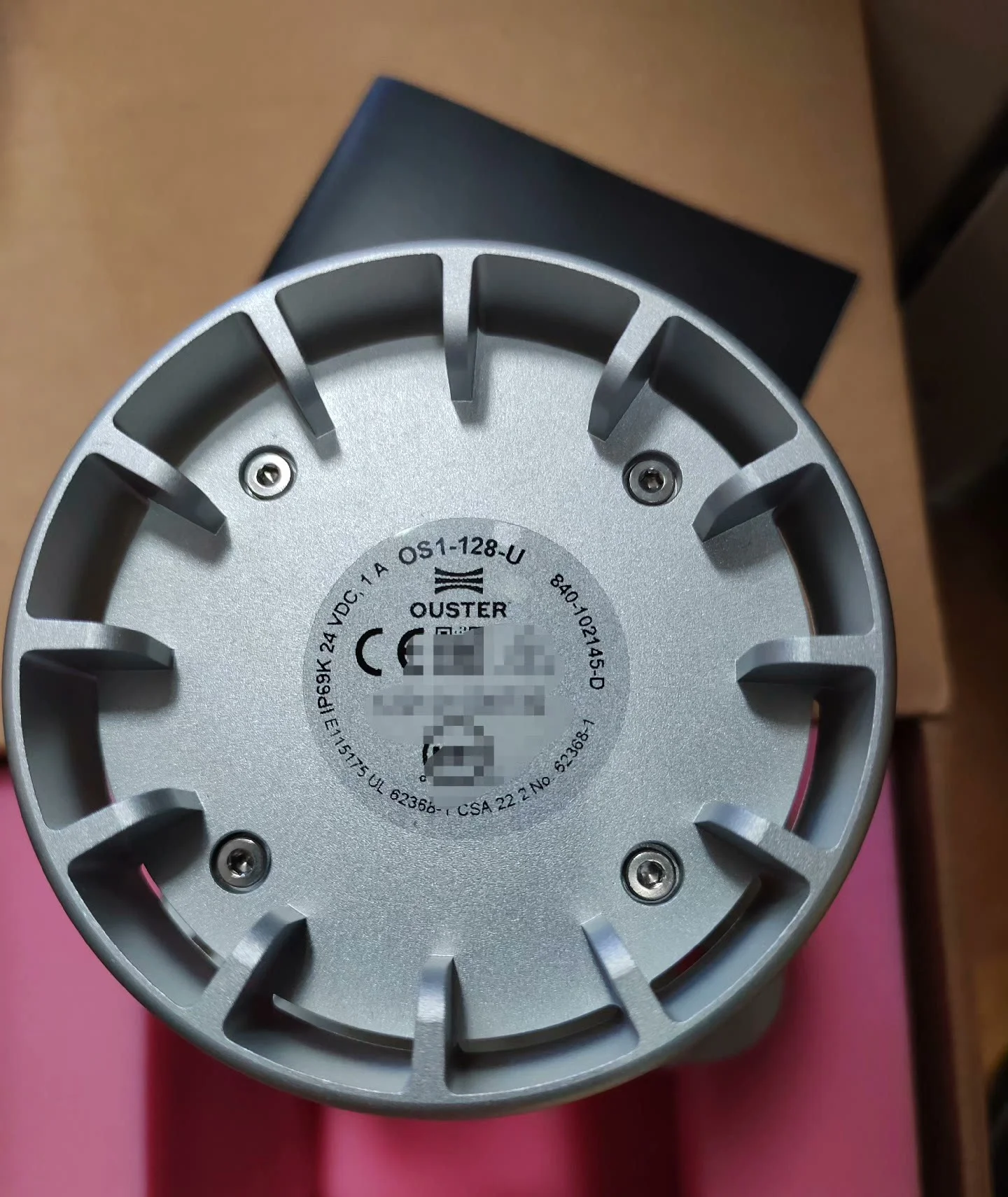 Uster lidar os1 128、新ブランド