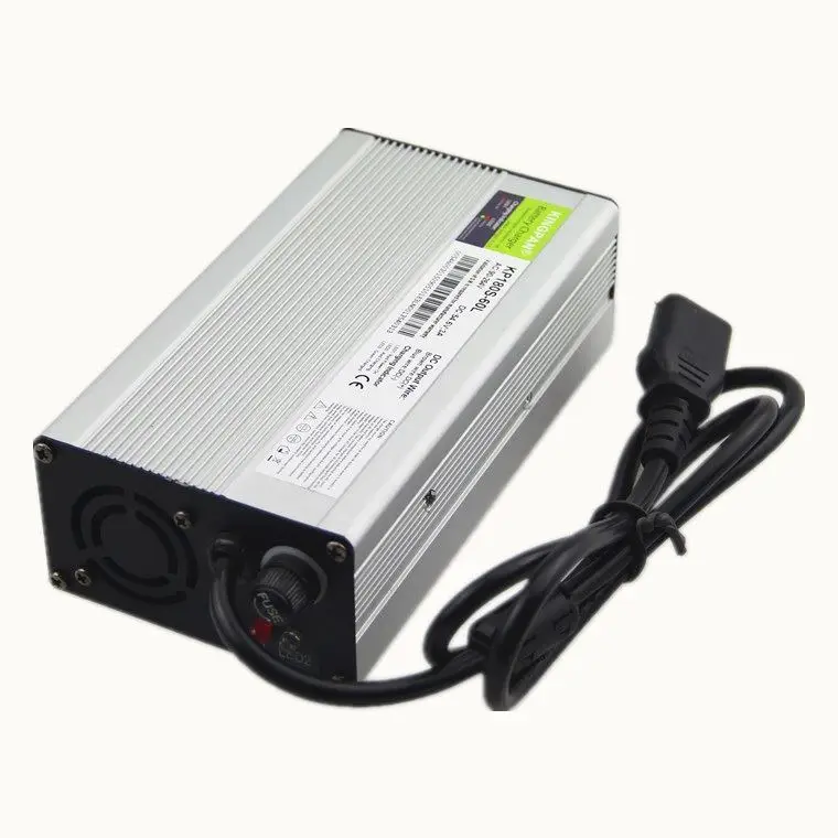 

USB car jump starter car battery booster jumper box power bank battery charger 12V 6000mAh emergency starting device