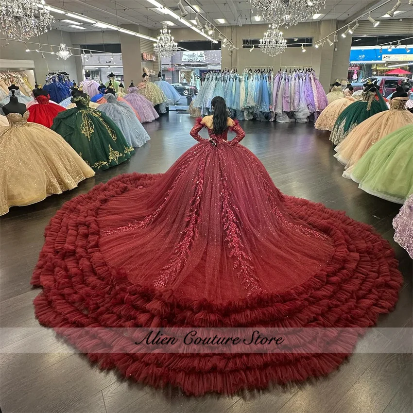 Vestido de quinceañera de princesa rojo vino brillante, manga larga, apliques, cuentas, volantes, dulce 16, vestido de baile, tren de corte personalizado