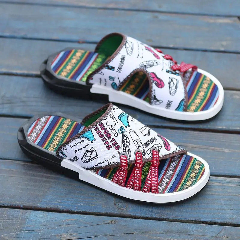 

Men's Summer Slippers Korean Style Outdoor Non-Slip Beach Slide Sandals Fashion Trendy for Students