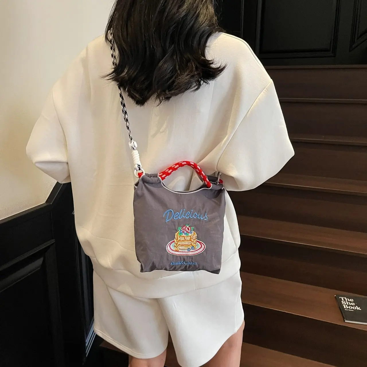Dual Purpose Cute Embroidery Drawstring Bag Adjustable Crossbody Strap Mini Hand Tote Bag For Girls Daily Commute