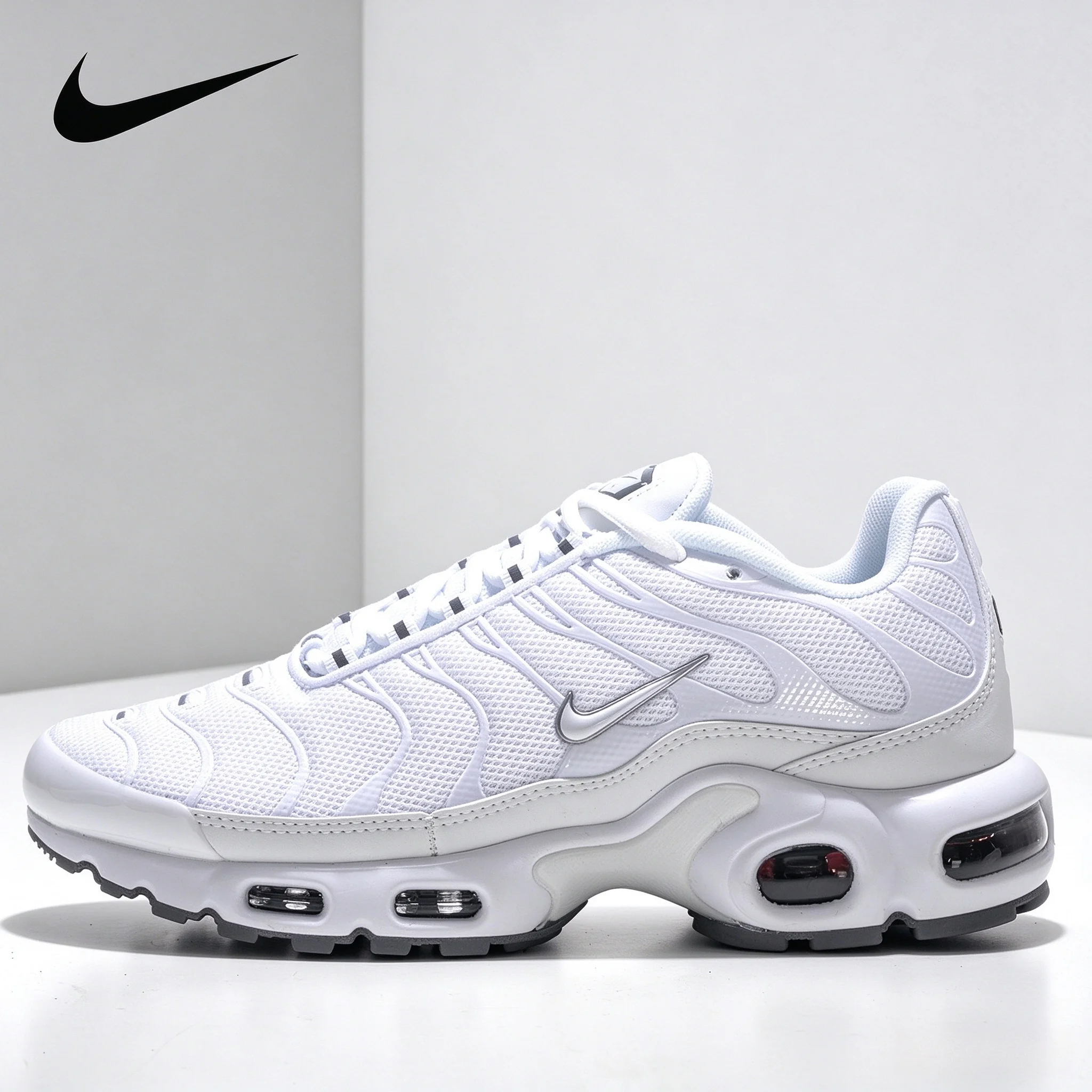 Nike Air Max Plus Tn Unisex White Sneakers Breathable Comfortable Sports Shoes for Running and Casual
