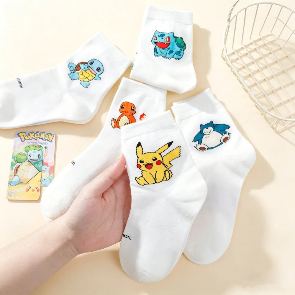 5 Paar neuartige Cartoon-Pokémon-Baumwoll-Graffiti-Damen-Mittellange Socken im College-Stil, personalisierte weiße Freizeitsocken für Studenten – Detail 5