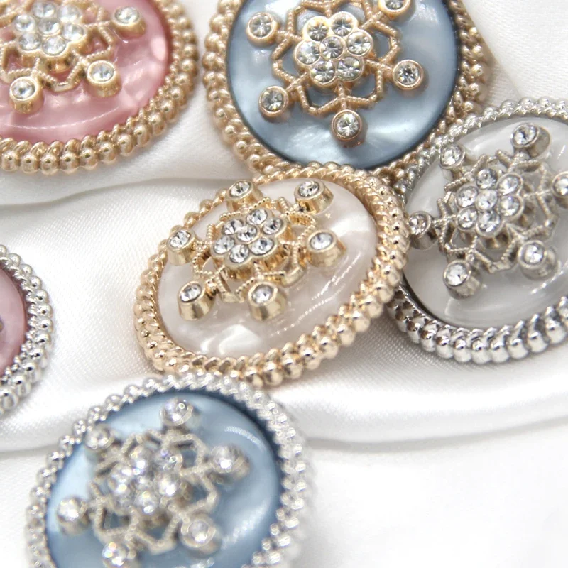 HENGC Elegant Coat Snow Metal Sewing Buttons For Clothing White Pink Blue Luxury Women Jacket Rhinstones Handmade Decorations