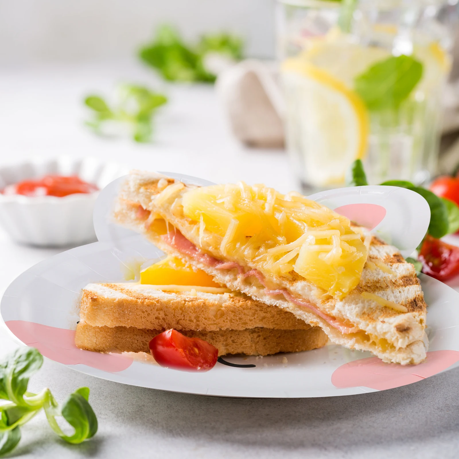 

Easter Disposable Tableware Set White Cardboard Plates Cups Rabbit Design Party Supplies Decorative Dinnerware