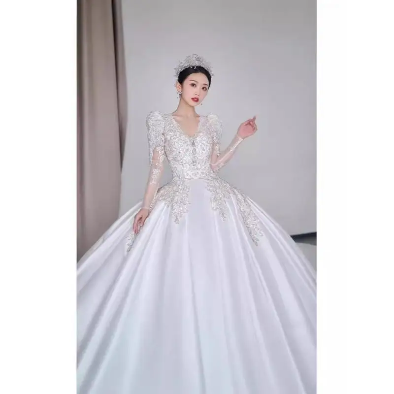 Long Sleeved Satin V-neck Light Main Wedding Dress With Starry Sky And Diamond Heavy Industry Luxury Embroidery Customized