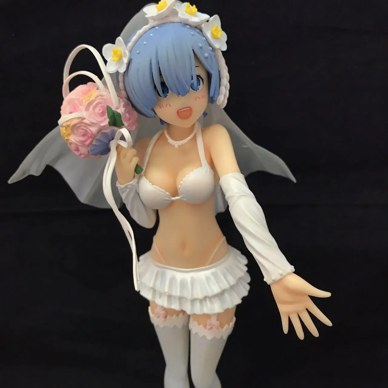 

Zero Starting Life In Another World Wedding Ram Rem Standing Version Boxed Collectible Figure Anime Toy Robot Action Figure